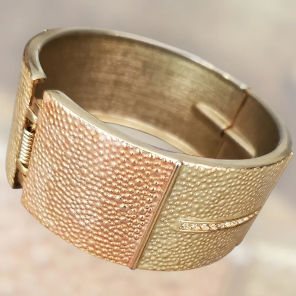 Unbranded metallic vintage